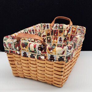 Country Woven Collection Grand Basket With Festive Fabric Liner & Handles
